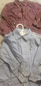 Ralph Lauren long sleeve shirt.
Size: 2T
Price: $2